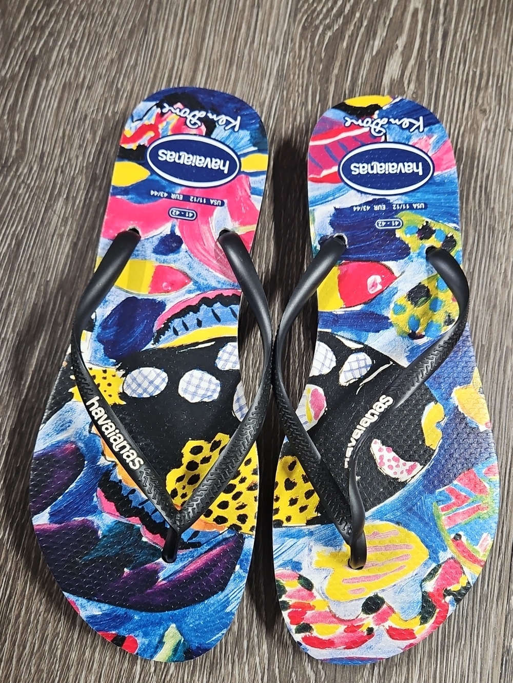 Havaianas Men's Multicolor Abstract Print Flip Flops - Black Straps